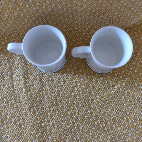 Home Essentials - "The Mr" & "The Mrs" Mug Set - Picture 3 of 5